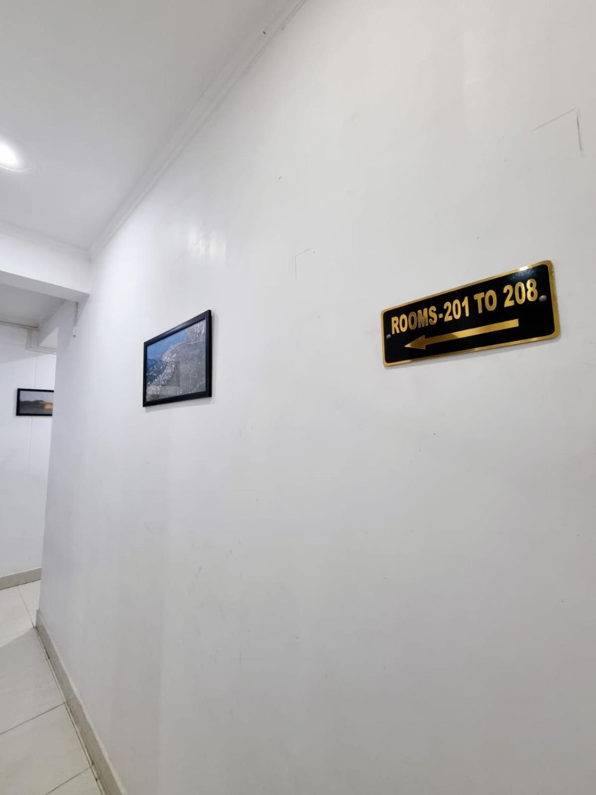Holidayy Inn Prayagraj Ngoại thất bức ảnh