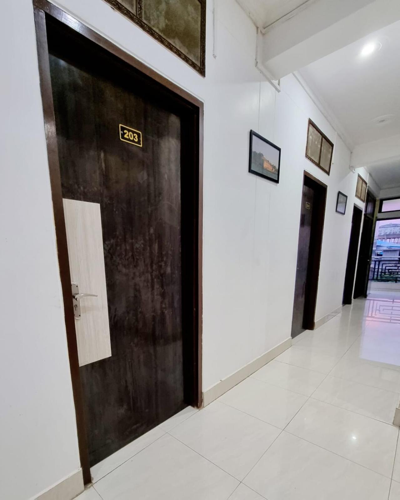 Holidayy Inn Prayagraj Ngoại thất bức ảnh
