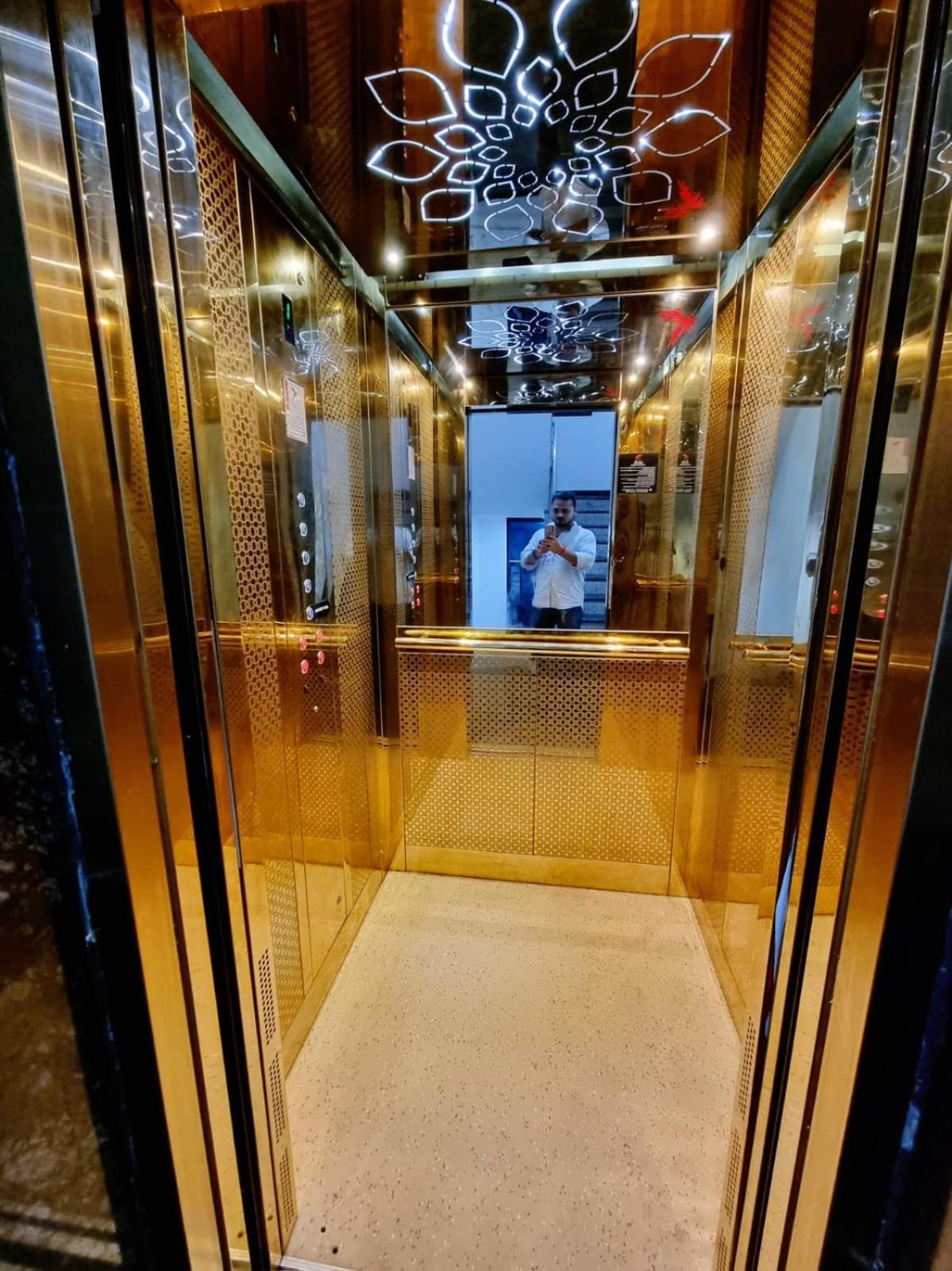 Holidayy Inn Prayagraj Ngoại thất bức ảnh